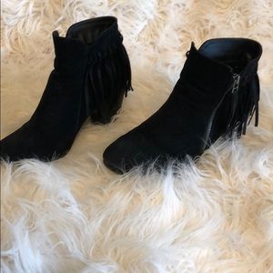 Size 11 ankle boots. Black.